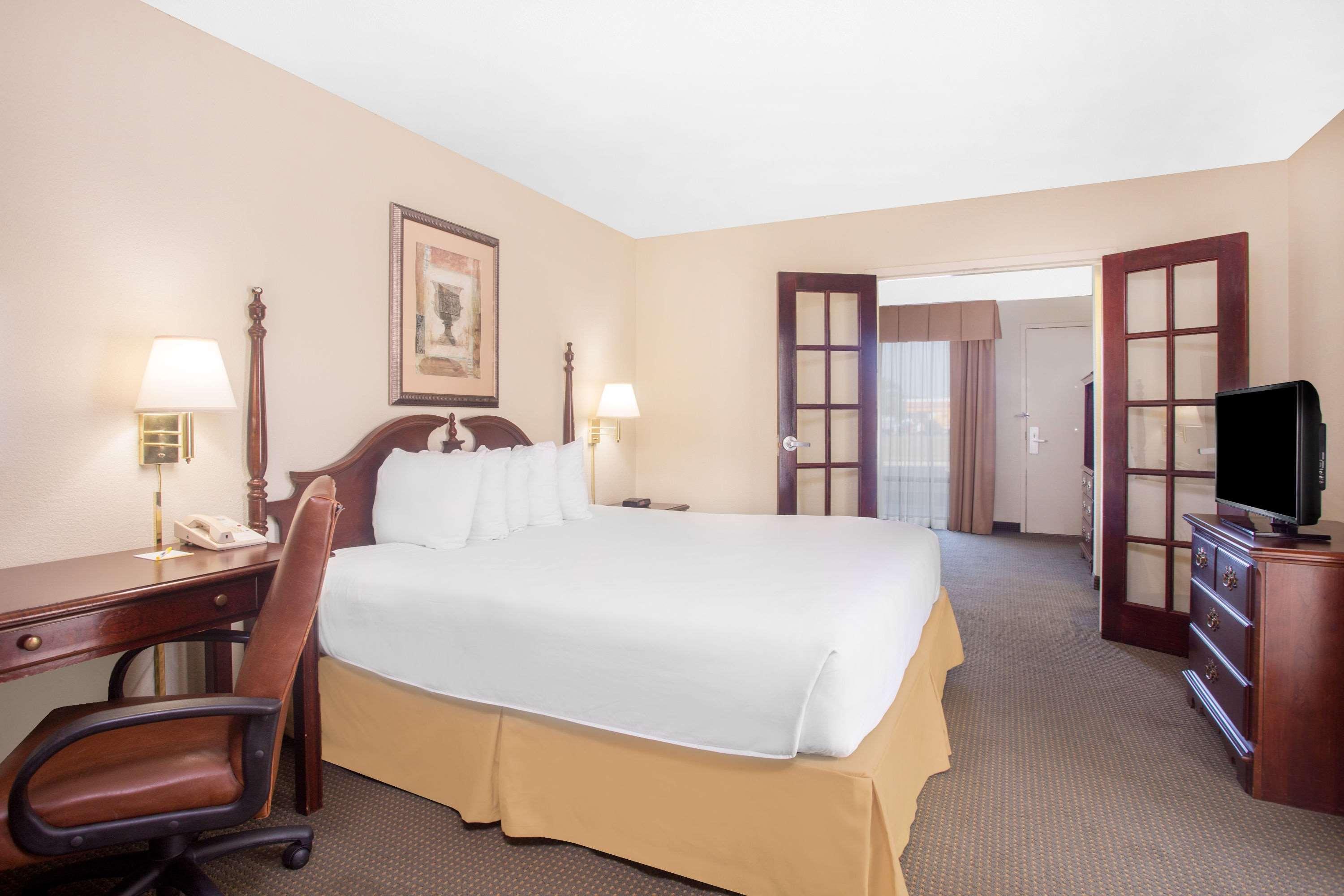 Days Inn By Wyndham Metter Exterior photo
