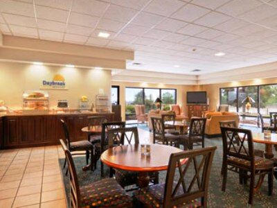 Days Inn By Wyndham Metter Exterior photo